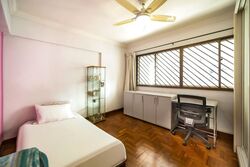Blk 322A Jurong East Street 31 (Jurong East), HDB Executive #568131241